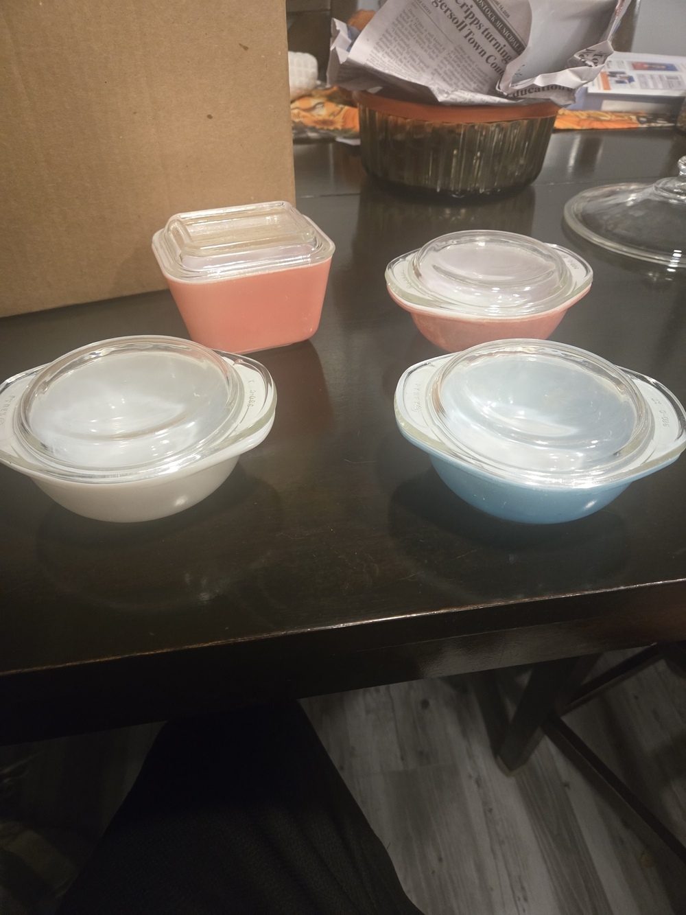 Rare Vintage Canadian Pyrex Lot – 4 Pcs w/ Lids (Dove Gray, Pink, Turquoise)